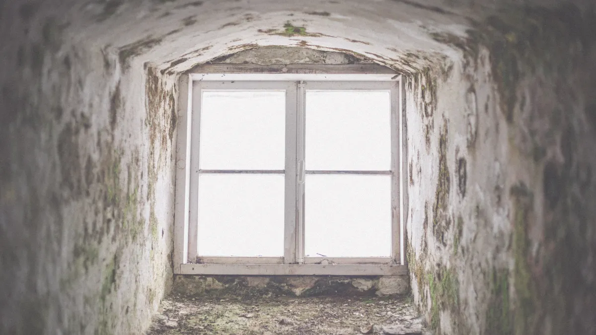 How to Choose a Crawl Space Drainage System for Clay Soil